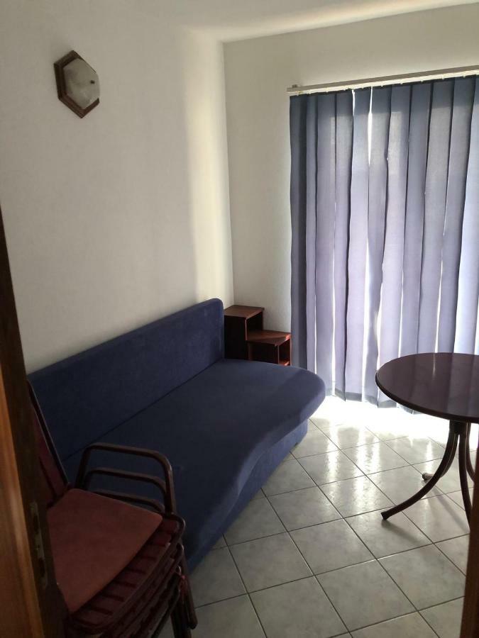 Apartments With Private Parking Башка-Вода Экстерьер фото